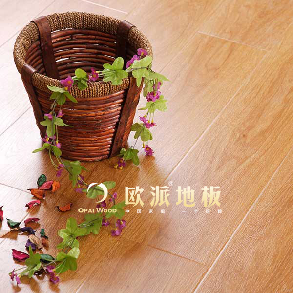 實(shí)木復(fù)合地板