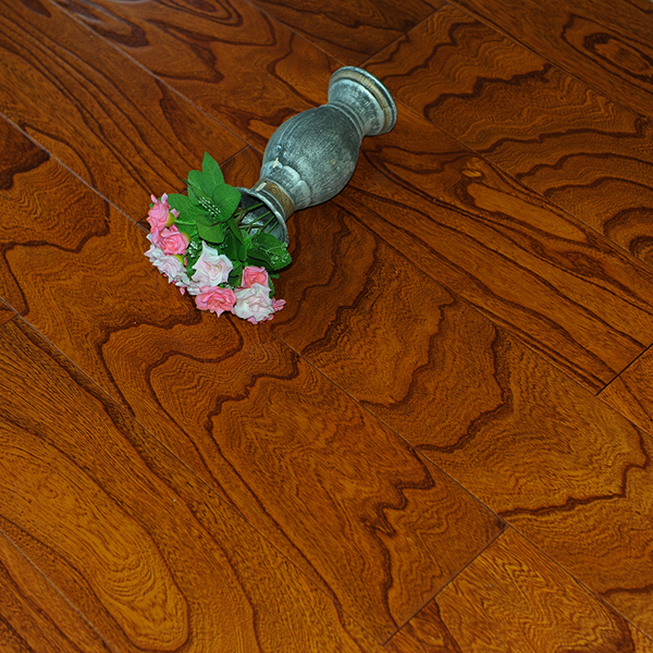 實(shí)木多層地板