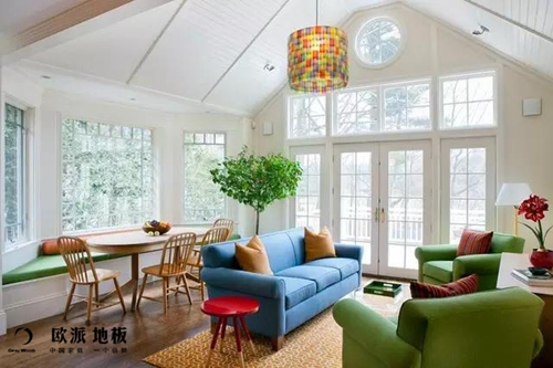 講解木地板保養(yǎng)方式