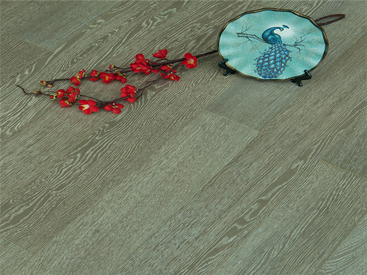 多層實(shí)木地板