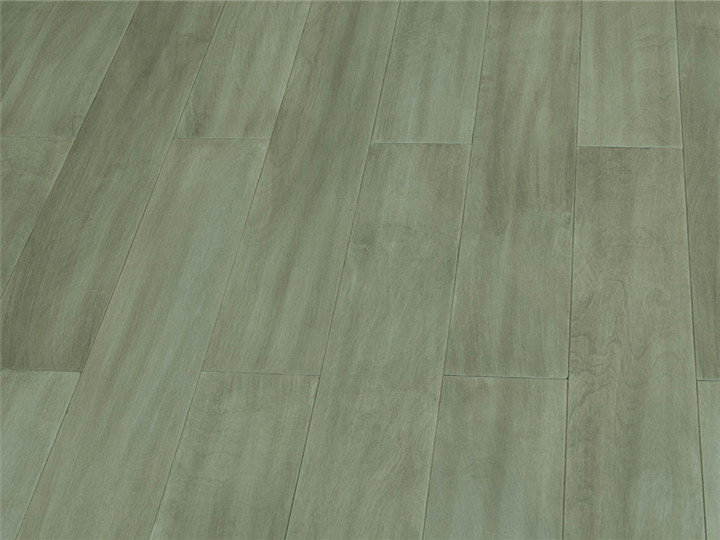 多層實(shí)木地板